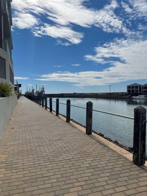 Apartment 3 Wallaroo Marina Exterior foto