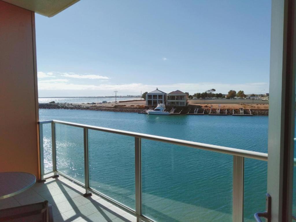 Apartment 3 Wallaroo Marina Exterior foto